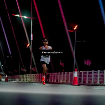 Runner Photo 6687429