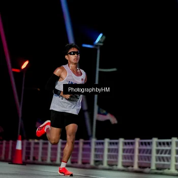 Runner Photo 6687443