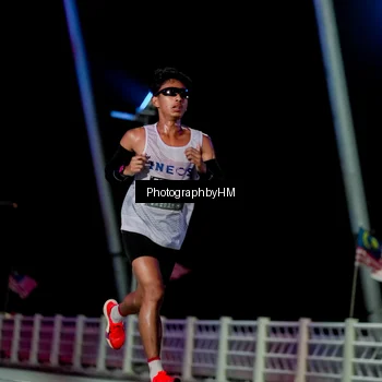 Runner Photo 6687444