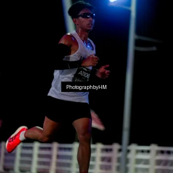Runner Photo 6687450