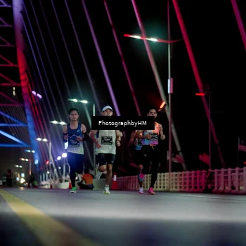 Runner Photo 6687463