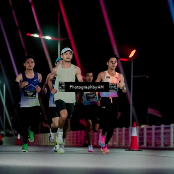 Runner Photo 6687473