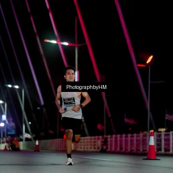 Runner Photo 6687517