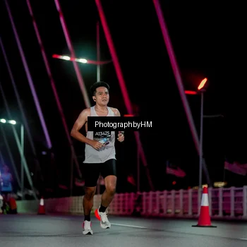 Runner Photo 6687520