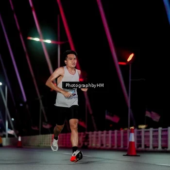 Runner Photo 6687523