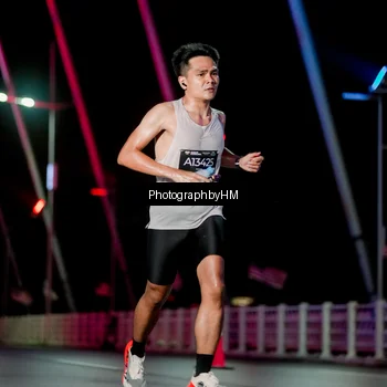 Runner Photo 6687529