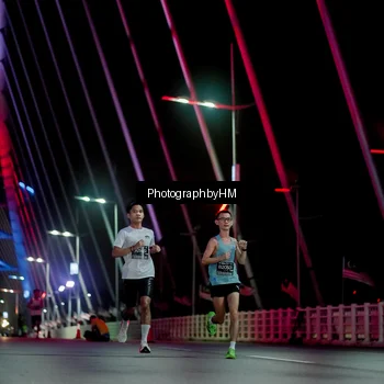 Runner Photo 6687530