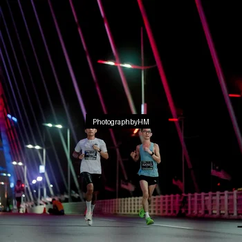 Runner Photo 6687534