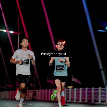 Runner Photo 6687542