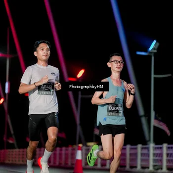 Runner Photo 6687554