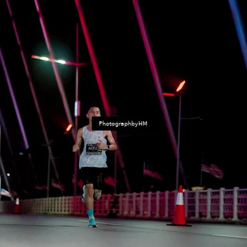 Runner Photo 6687573
