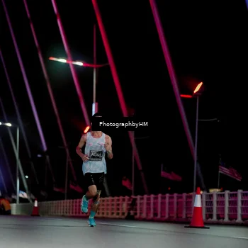 Runner Photo 6687580