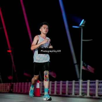 Runner Photo 6687581