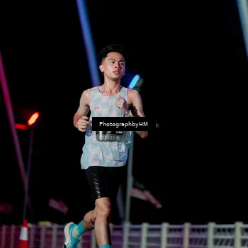 Runner Photo 6687583