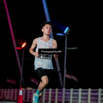 Runner Photo 6687585