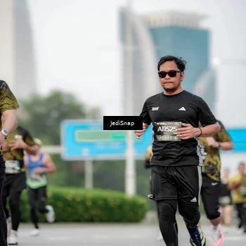 Runner Photo 6687600