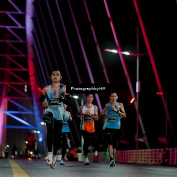 Runner Photo 6687603