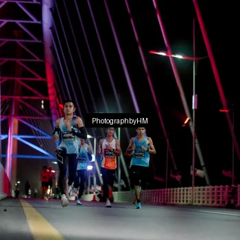 Runner Photo 6687604