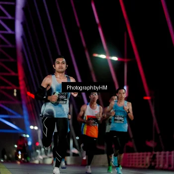 Runner Photo 6687608