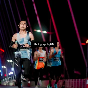 Runner Photo 6687615