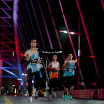 Runner Photo 6687620
