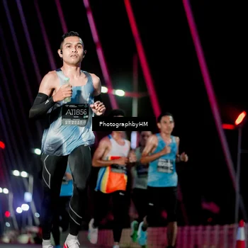 Runner Photo 6687622