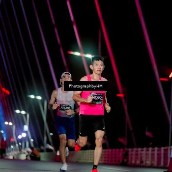 Runner Photo 6687643