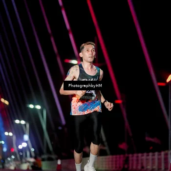 Runner Photo 6687655