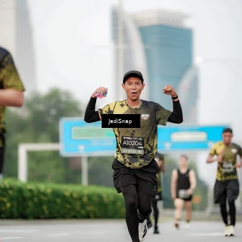 Runner Photo 6687659