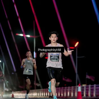 Runner Photo 6687671