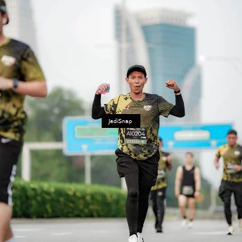 Runner Photo 6687719