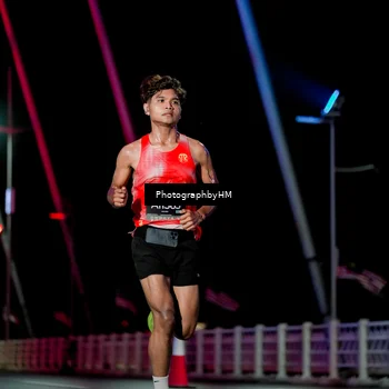 Runner Photo 6687756