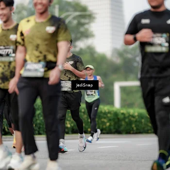 Runner Photo 6687780