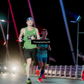 Runner Photo 6687784