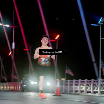 Runner Photo 6687800