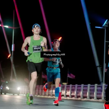 Runner Photo 6687804
