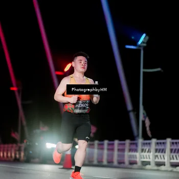Runner Photo 6687810