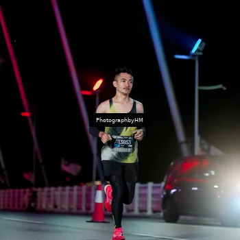 Runner Photo 6687832