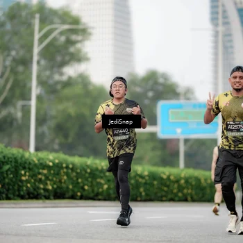 Runner Photo 6687833