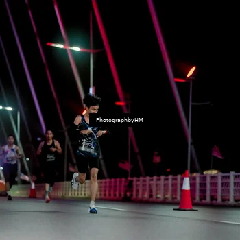Runner Photo 6687852