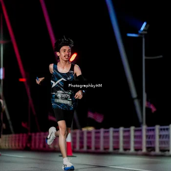 Runner Photo 6687858