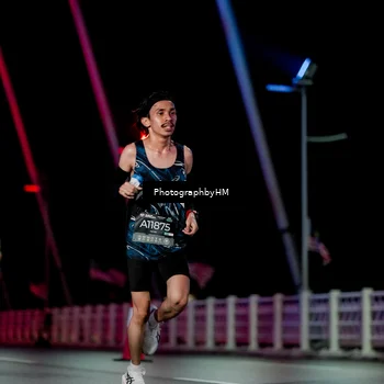 Runner Photo 6687859