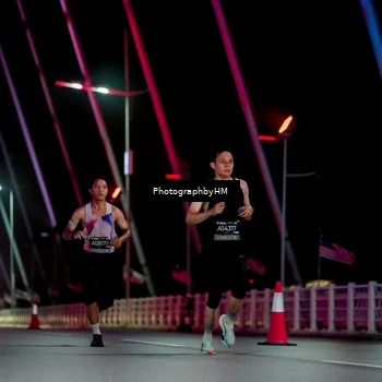 Runner Photo 6687861