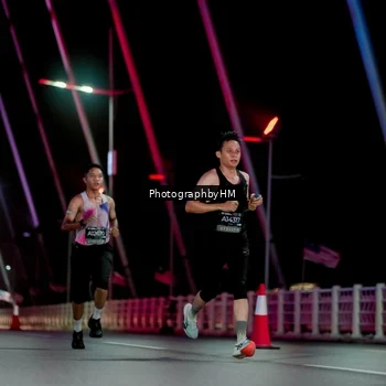 Runner Photo 6687879