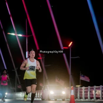 Runner Photo 6687880