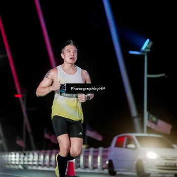 Runner Photo 6687893