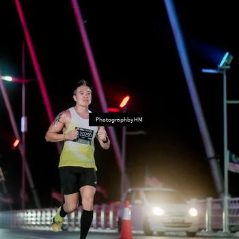 Runner Photo 6687898