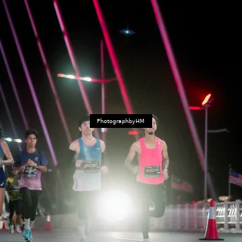 Runner Photo 6687905