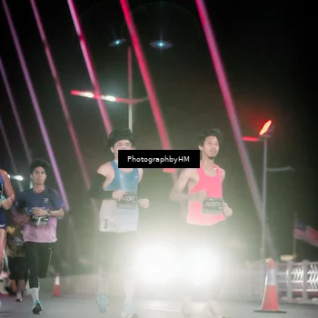 Runner Photo 6687921