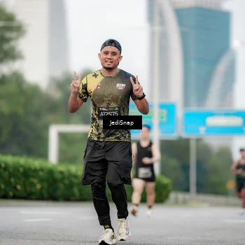 Runner Photo 6687932